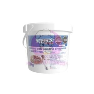 Crema sabor chocolate y avellanas